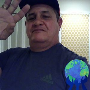 Meet your Posher, Evelio
